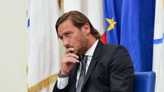 La FIGC indaga sulla CT10 Management di Totti. La risposta dell'ex capitano: "Ribadisco che non faccio l'agente sportivo"