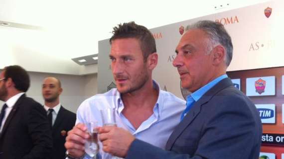 Accadde oggi - Pallotta: "Totti? La nostra è un'offerta generosa, avrebbe già dovuto firmare". Castan: "Mai vista così tanta rivalità tra due squadre come tra Roma e Lazio"