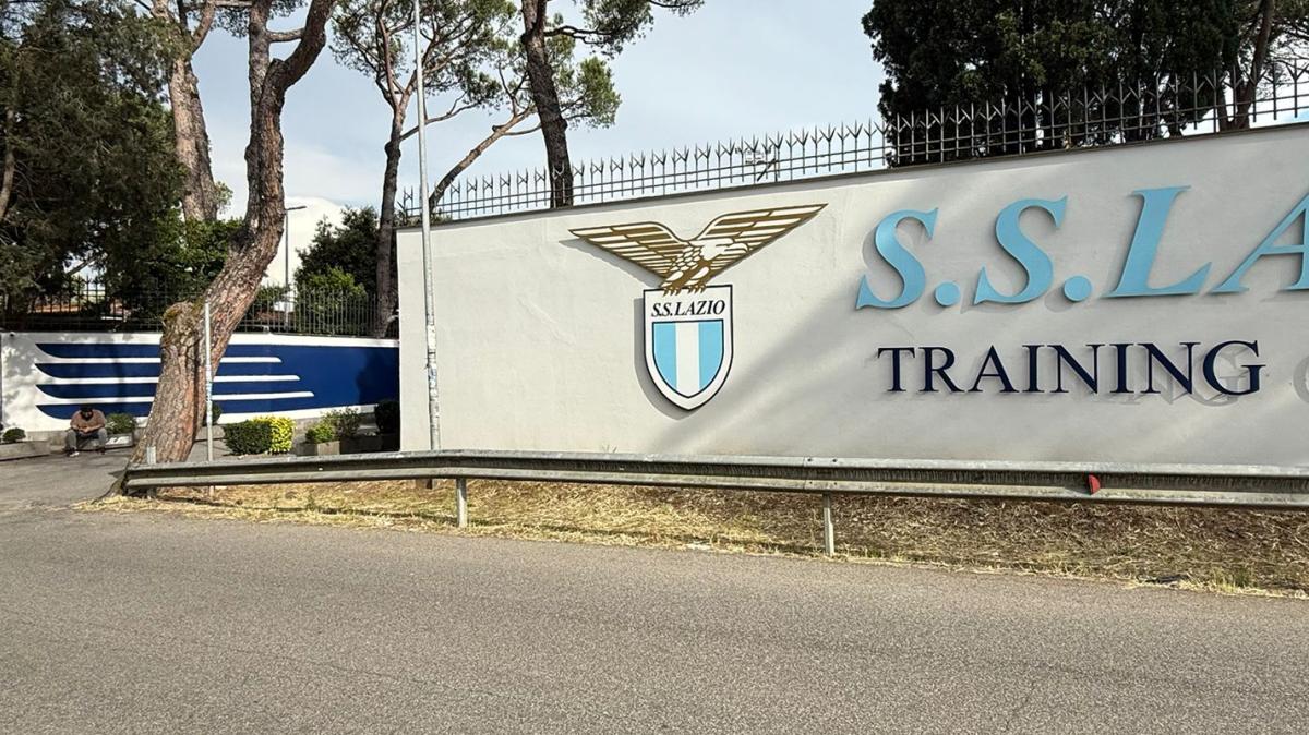 Lazio, gaffe dell'architetto Casamonti durante la presentazione dello Stadio Flaminio: "Sarà un'opera per i tifosi della Roma"