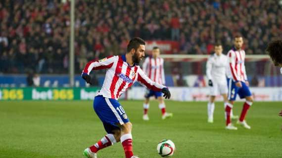 Barcellona, richiesta alla FIFA per sostituire l'infortunato Rafinha con Arda Turan