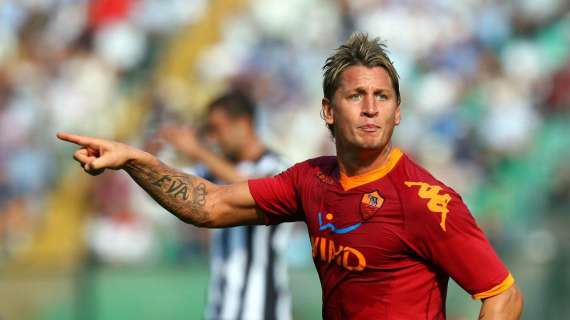 Roma-Atalanta: Mexes torna dal 1', ballottaggio Taddei-Perrotta