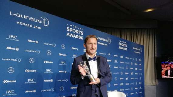Laureus Awards - Premio alla carriera per Totti: "Non me lo aspettavo. Penso di rimanere nel settore tecnico. Guardo tutto quello che fa Monchi". VIDEO!
