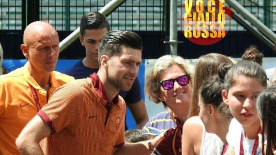 Zukanovic firma autografi dopo l'allenamento. FOTO! VIDEO!