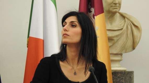 Scontro tra la Roma e il Campidoglio, Virginia Raggi in tribunale: la vicenda