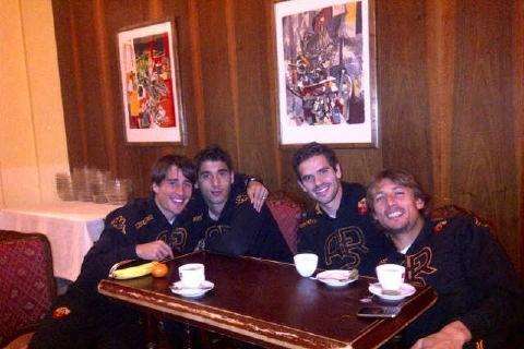 Dopo Bojan, anche José Ángel pubblica su Twitter foto a Udine con Gago, Heinze e Bojan 