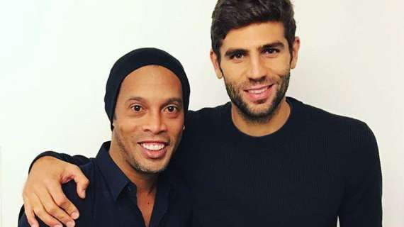 Instagram, Fazio pubblica una foto con Ronaldinho