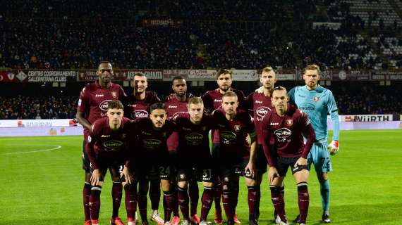 Salernitana: un calciatore positivo al COVID-19, per il momento è annullata la partenza per Udine
