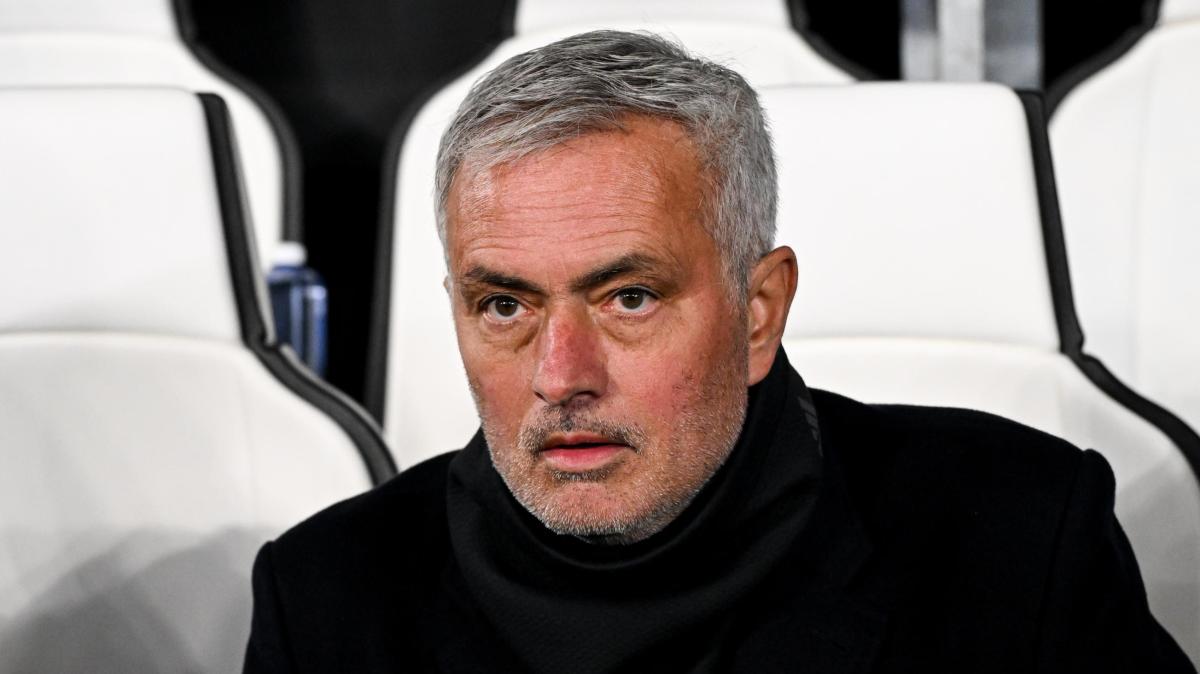 Benfica, il pensiero di Mourinho è al ritorno: "Speriamo non ci mandino l'arbitro Taylor"