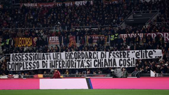 Roma-Lazio, la Tribuna Tevere: "Ossessionati nel ricordarci di essere élite, complesso di inferiorità: si chiama così". FOTO!