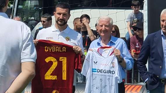 Oggi la partita delle leggende al Fan Festival: nessun ex giallorosso presente. Donata una maglia di Dybala alla UEFA Foundation. FOTO! VIDEO!