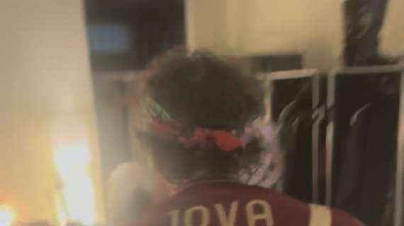 Jovanotti con la maglia numero 12 della Roma: "Come direbbe Venditti, grazie Roma!". FOTO!