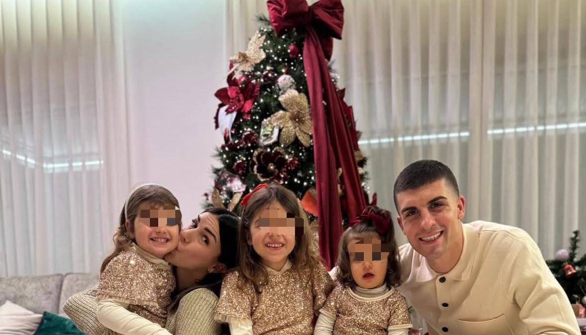 Gli auguri a tinte giallorosse di Mancini: "Buon Natale"