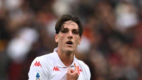 Roma-Fiorentina, bordate di fischi per Zaniolo uscito dopo un'ora