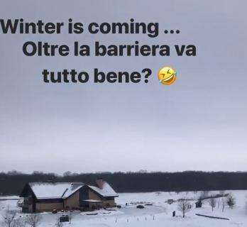 Jesus scherza sul freddo:  "Winter is coming...Oltre la barriera va tutto bene?". VIDEO!