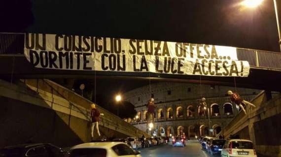 Manichini al Colosseo, Ultras Lazio: "Sano sfottò, non dobbiamo scusarci con nessuno"