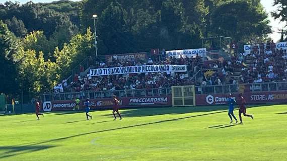 Roma-Cannes - Striscione per Julio Sergio: "Ti siamo vicini"