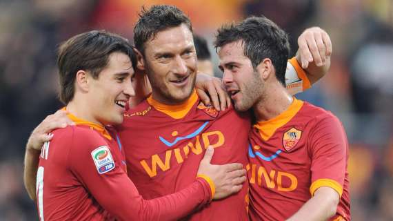 Roma-Udinese: torna il centrocampo titolare, ok anche Totti, un ballottaggio in avanti