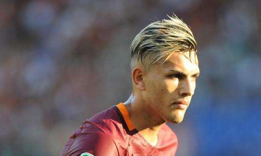 Twitter, Paredes: "Con gli amori della mia vita"