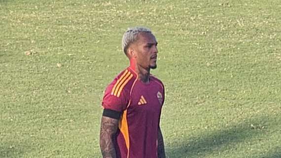 Wesley: "La maglia della Roma si indossa per vincere, devo rendere al meglio. Cafu? Un modello"