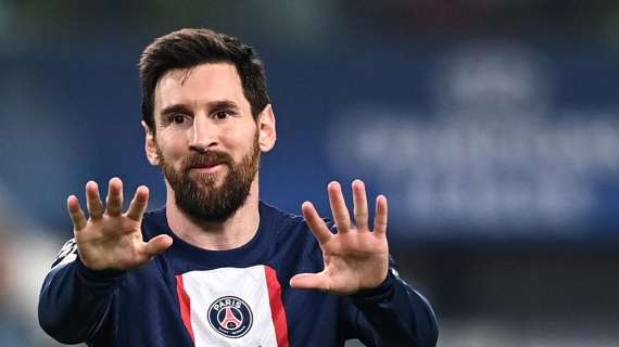 Messi sempre meno tentato di prolungare con il PSG: ancora non ha accettato il rinnovo