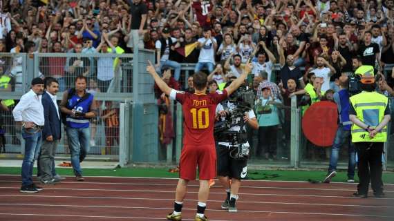 Gli auguri della Roma e della UEFA a Francesco Totti