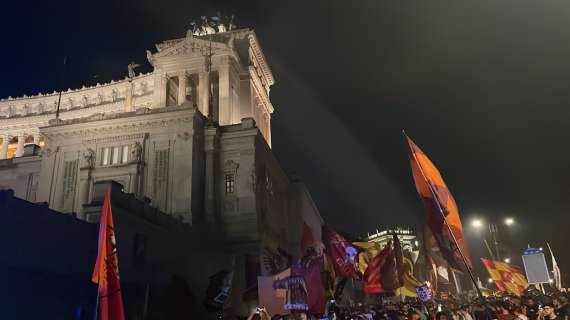 La Roma celebra il 22 luglio: "Ogni giorno è quello giusto per amare la Roma. Dopo una notte così... Forza Roma, Forza Romanisti!"