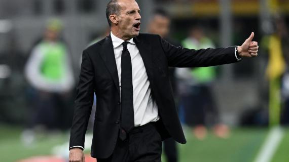 Juventus-Milan: omaggio dei tifosi bianconeri ad Allegri, cori per l'ex tecnico bianconero