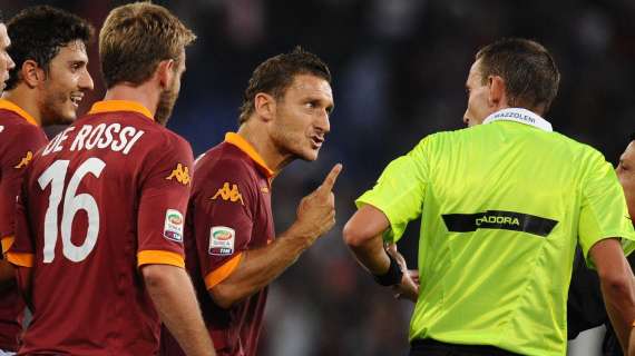 L'arbitro - Precedenti positivi con Mazzoleni, Totti scatenato con l'abritro di Bergamo