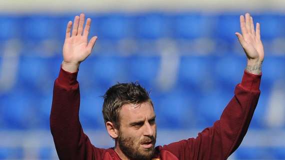 La Roma augura buon compleanno a De Rossi su Twitter