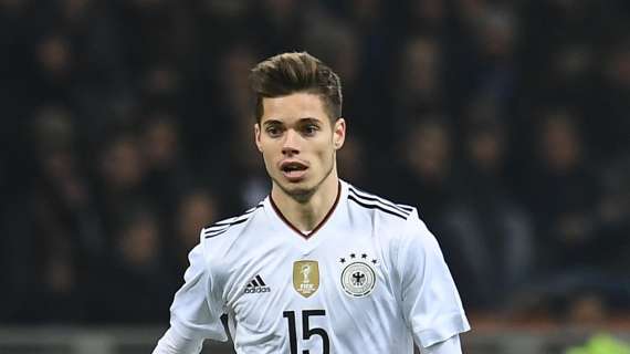 La Roma torna su Weigl per il centrocampo: c'è anche il Milan