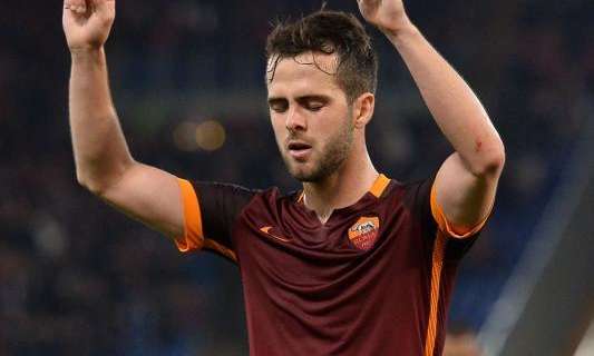 Pjanic: "Dovevamo ammazzare prima la partita. Dzeko o Totti? Decide il mister"