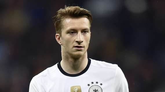 Germania, infortunio muscolare per Reus: resta in ritiro, ma l'Italia è a rischio