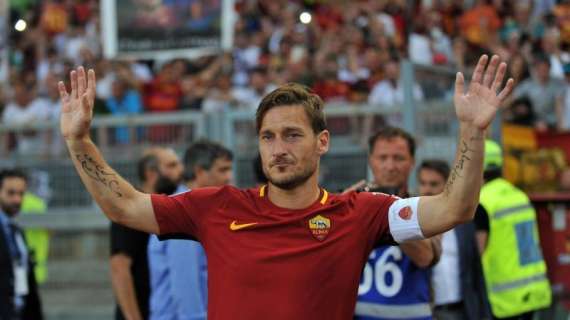 Totti incoraggia il giovane Scuderi: "Con forza, grinta e volontà tornerai più forte". VIDEO!