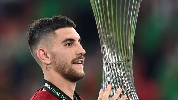 Lazio-Roma - L'attesa dei tifosi: "Noi primi italiani a vincere la Conference League, voi primi italiani a essere eliminati"