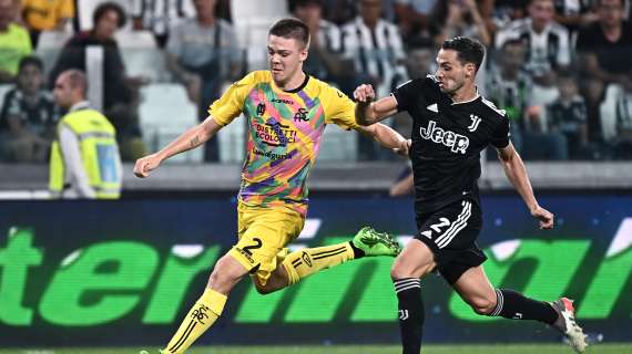 Piace Holm per la fascia destra, concorrenza della Juventus