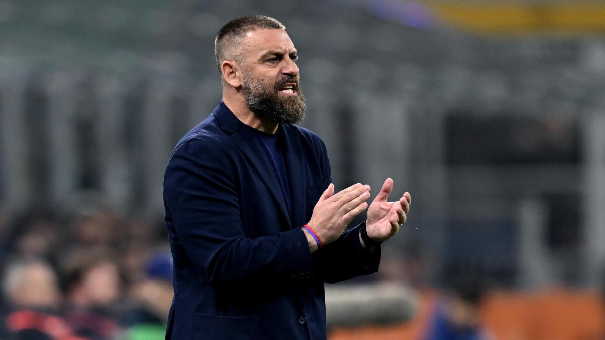 Genoa, De Rossi: "L’obiettivo è quello di avere una squadra che sappia sia palleggiare che andare in profondità. Dobbiamo fare i nostri punti e sappiamo che ce ne mancano ancora"