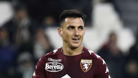 Burdisso: "Tra Riquelme e Totti scelgo Román"