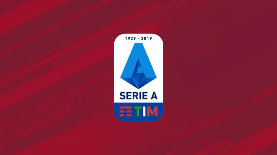 Serie A - Crotone-Hellas Verona 2-1: i rossoblu scavalcano il Parma