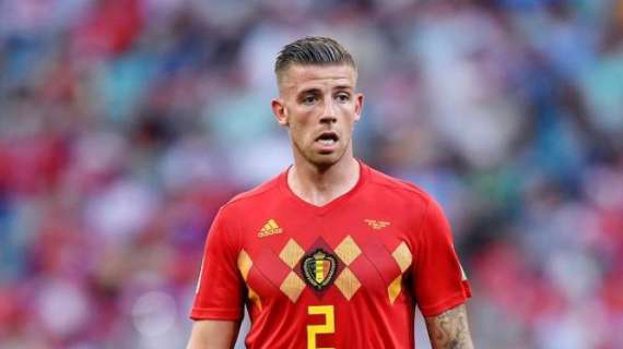 La Roma gioca al ribasso per Alderweireld, ma l'infortunio di Foyth può complicare la trattativa