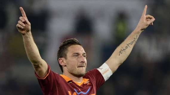 Totti nella storia, raggiunto Nordahl! La Curva Sud omaggia il capitano. VIDEO!