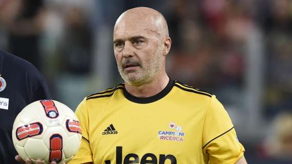 Zingaretti: "La risposta di Mourinho su Zeman? Completamente fuori luogo"