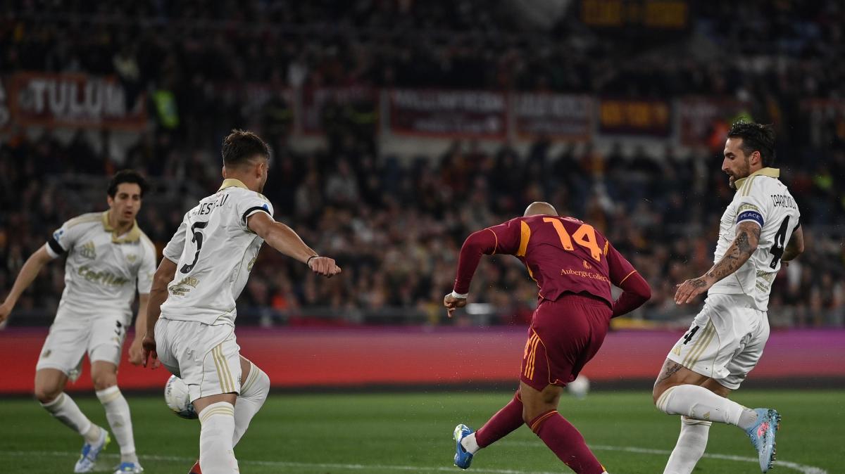 Immagine strip Primo piano n.3