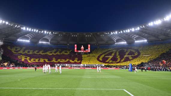Roma-Milan - La scenografia della Curva Sud per Claudio Ranieri: "Un grande condottiero, un romanista vero". FOTO!