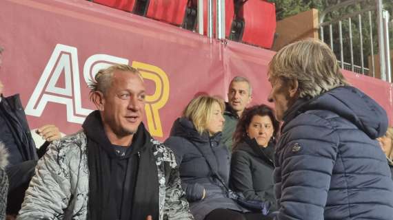 VG - Philippe Mexes al Tre Fontane per Roma Femminile-Ajax. L'ex difensore incontra e abbraccia Alberto De Rossi. FOTO!