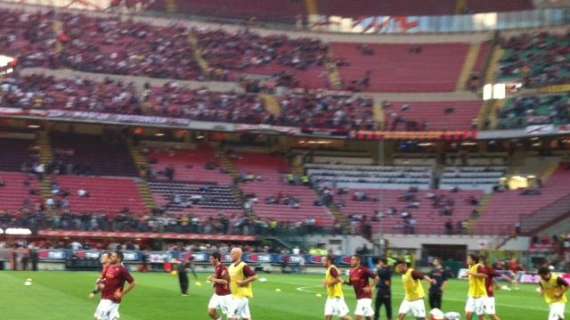 Milan-Roma 0-0 - Finita a reti bianche la sfida di San Siro. La Roma non sfrutta un tempo con l'uomo in più. Rosso a Totti nel finale. FOTO!