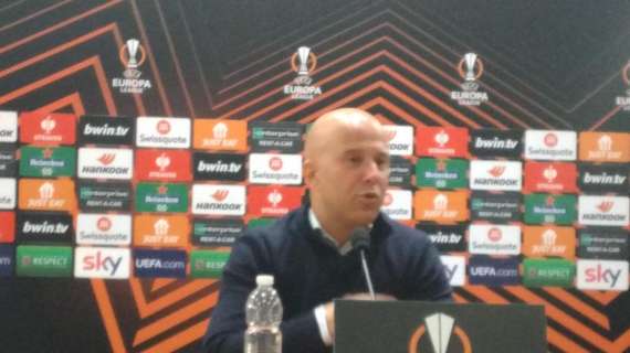 Feyenoord, Slot: "Devo fare i complimenti alla Roma, ha dimostrato grande carattere"