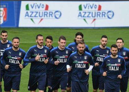 Italia, De Rossi guida il gruppo in allenamento. FOTO! 