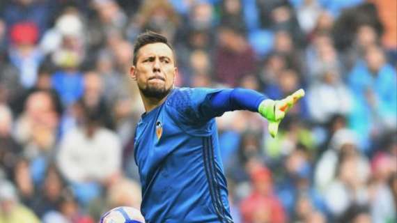 Ag. Diego Alves: "Nessuna trattativa tra il portiere e la Roma"