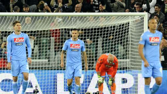 Napoli, primo allenamento settimanale senza 13 nazionali