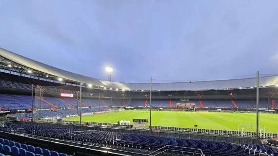 Feyenoord-Roma, anche quest'anno ci sono le reti di protezione al de Kuip. FOTO!